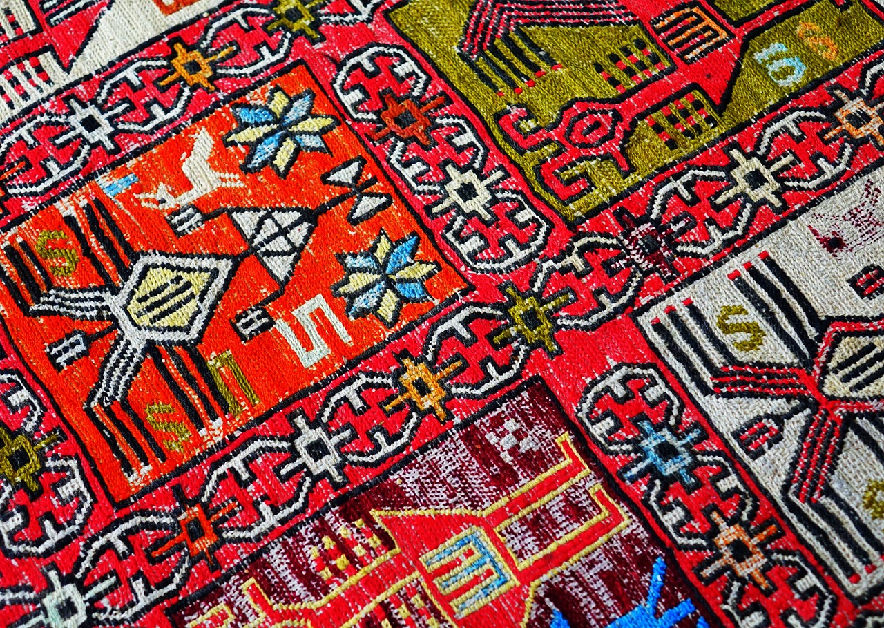 Kilim ve Halılarla Renk Bloklama ve Odak Noktaları