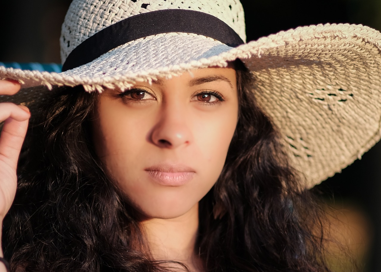 Ankara İnvisalign - İnvisalign Tedavisinde İlk Plakları Alma: İlk Günlerde Ne Beklemeli?